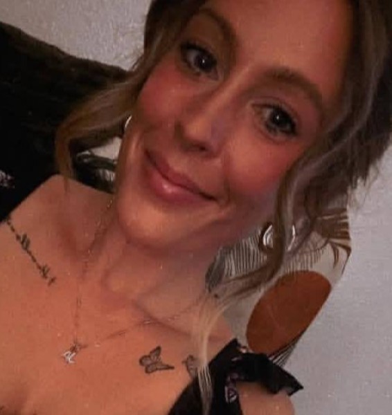 Deborah Miller, 47, Goryachiy Klyuch