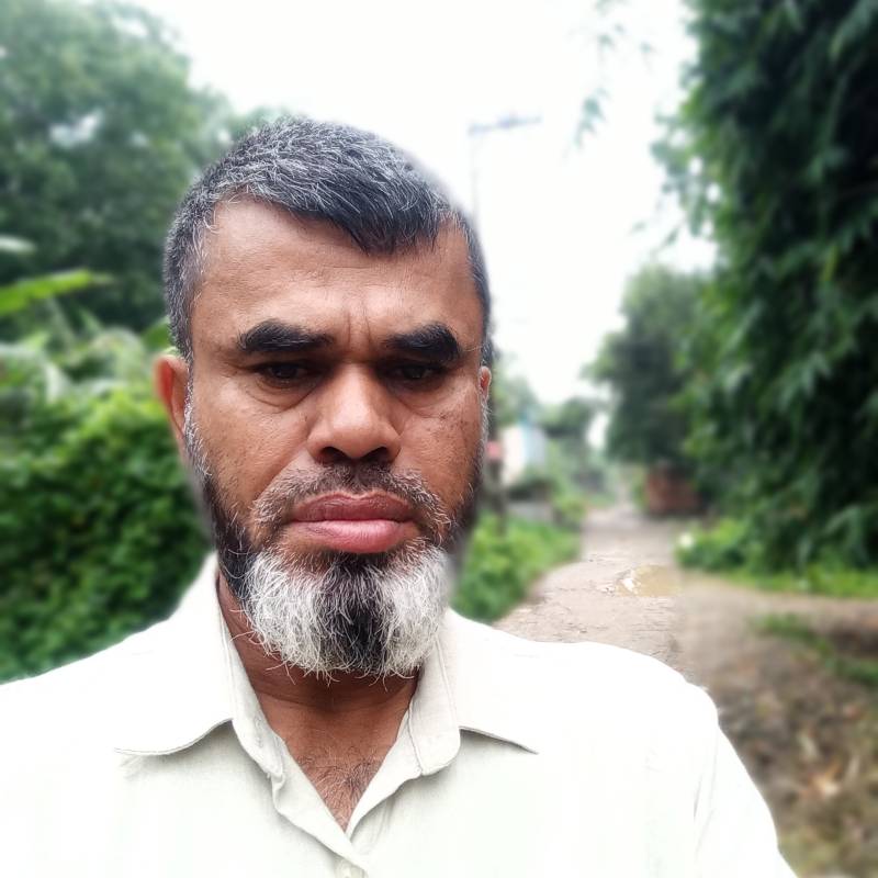 Rahamat, 52, Burton