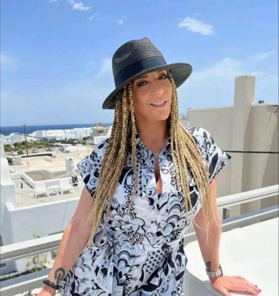 Sara, 39, Borkhr E Meymeh