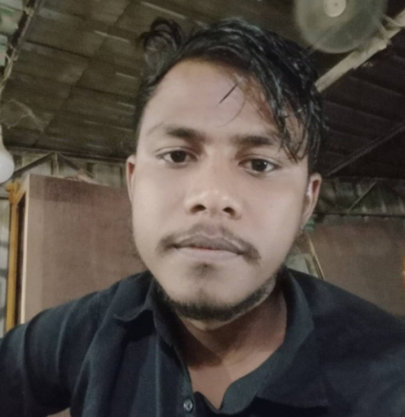 Roton, 26, Turkmenistan