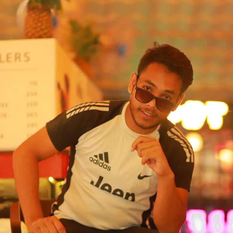 Imran, 32, Australia