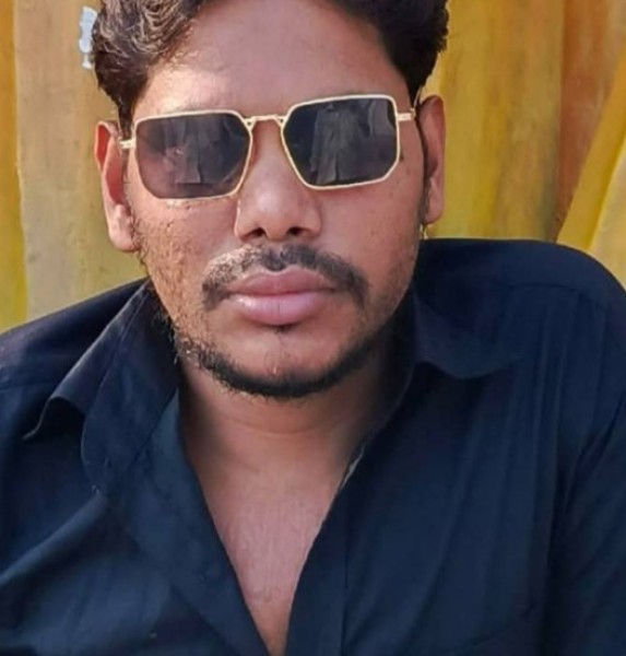 Rofikul Hossain, 33, Quibaxi