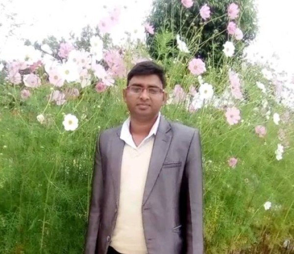 Rabiul, 39, Imphal West