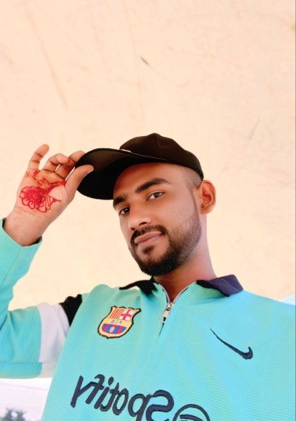 Alimam, 28, Garag