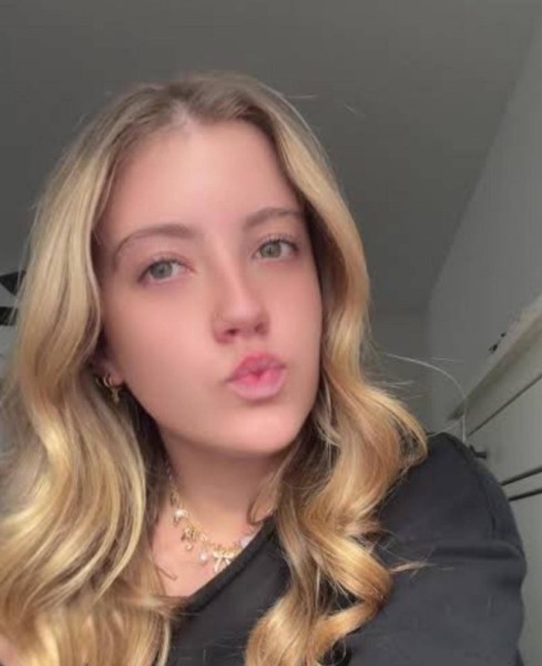 Cherry, 44, Mesolngi