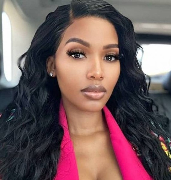 Oksana, 38, Securitywidefield