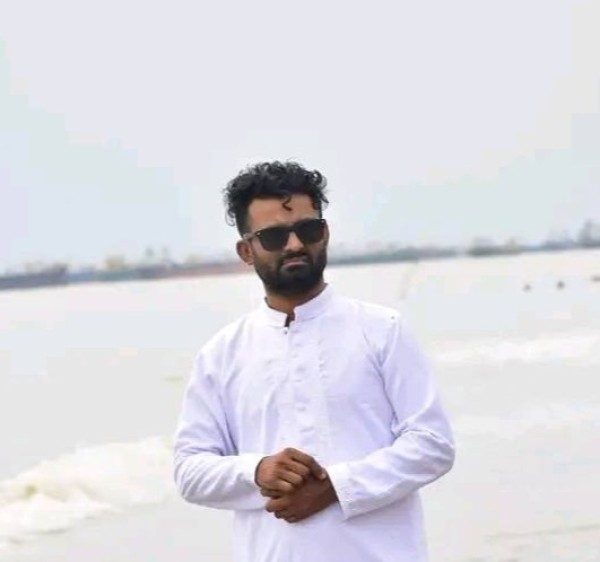 Haider, 28, Bangladesh