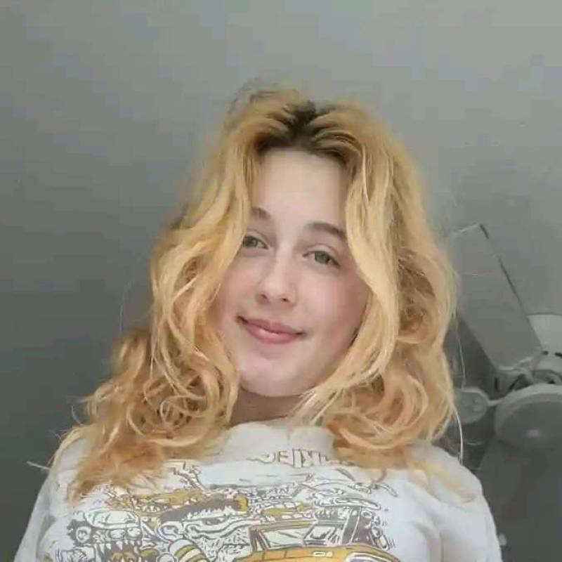 Sandra mercy, 25, Lempdes