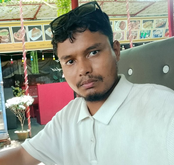 Golam, 27, Central Serbia