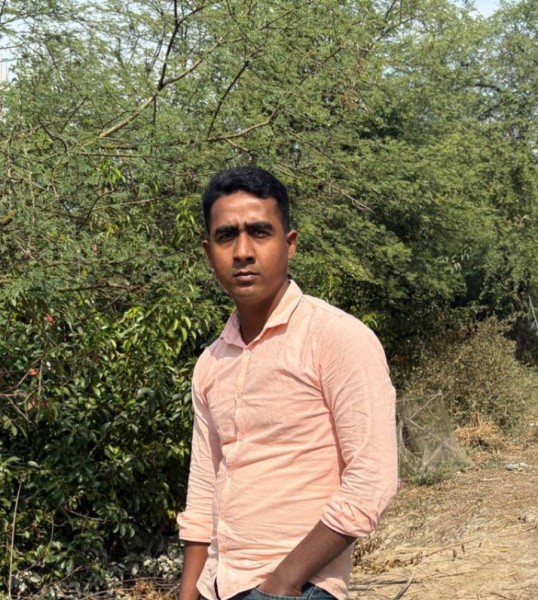 Anik, 27, Nkan