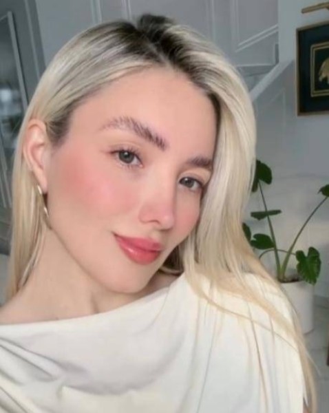 Mia Sofia, 39, Leopold
