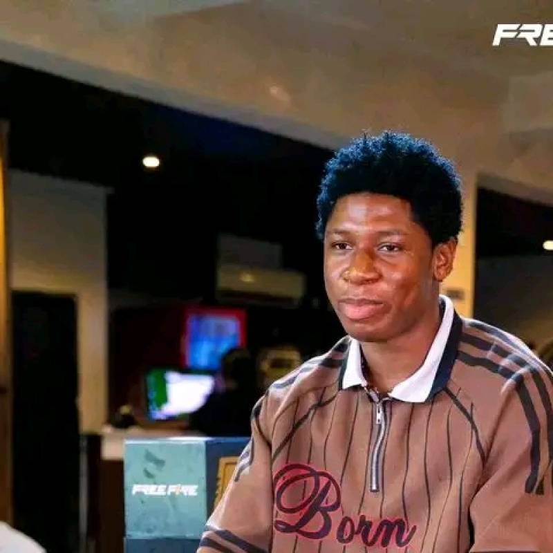 Chimezie Christopher, 18, Warka
