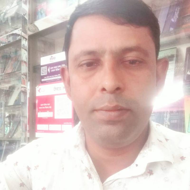 Makbul, 42, London England United Kingdom