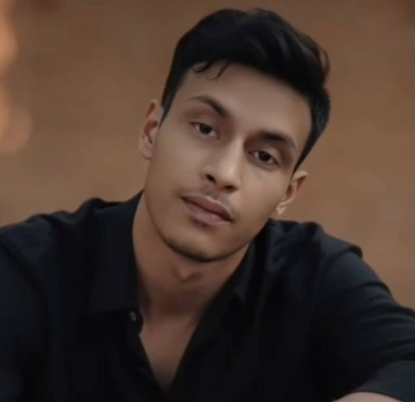 Akash, 26, Mettmann
