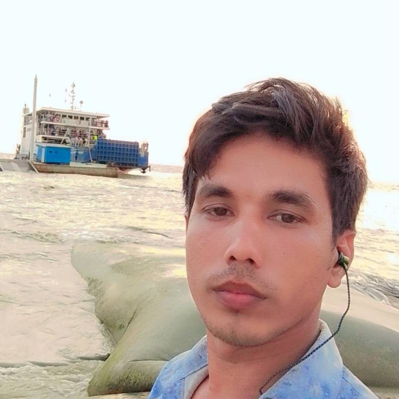 Mdaksh, 26, Chile