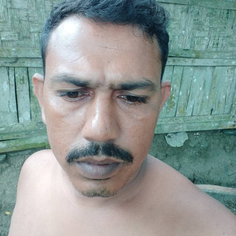 Ismail, 34, Bangladesh