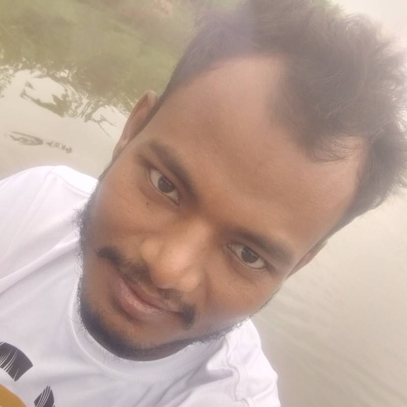Halim, 31, Dostobod