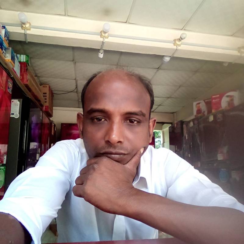 Monimohon sarker, 43, Lumajang