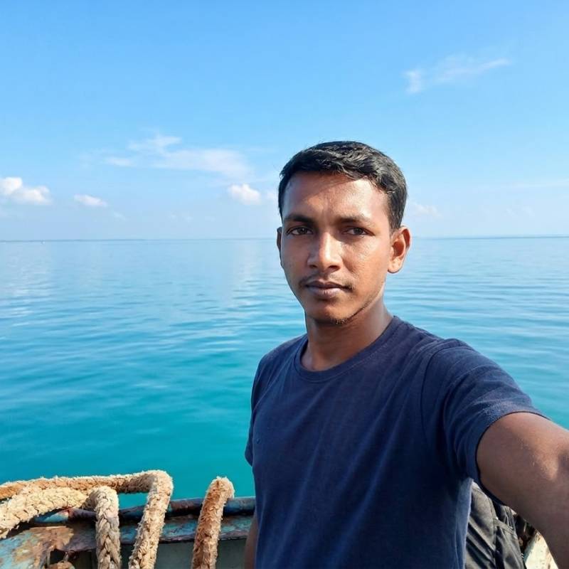 Mainuddin, 29, Huelva