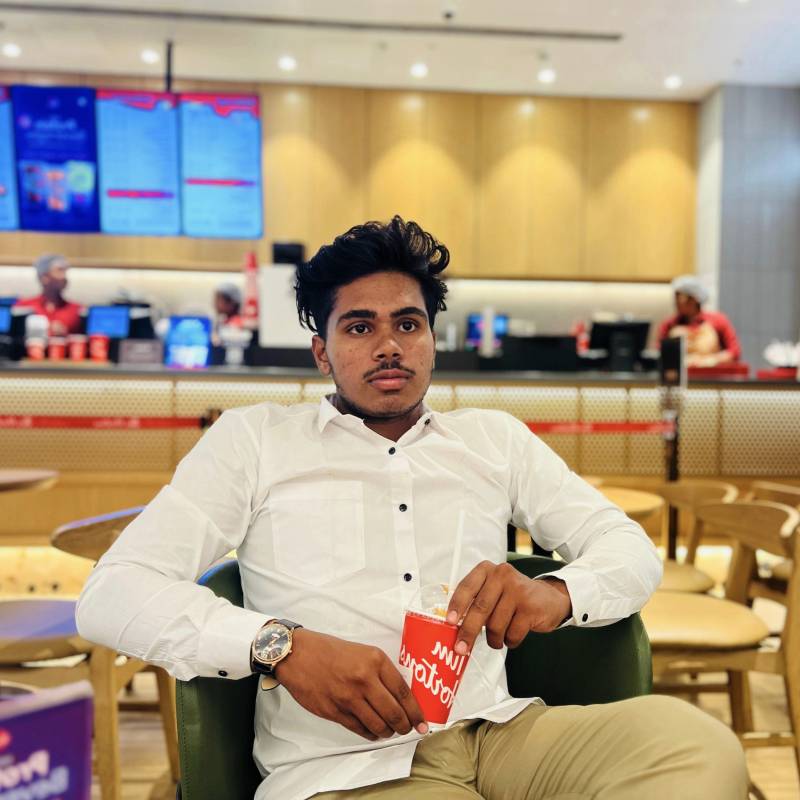 Raj Takbhate, 26, Chegdomyn