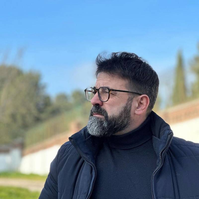 frankie, 50, United States