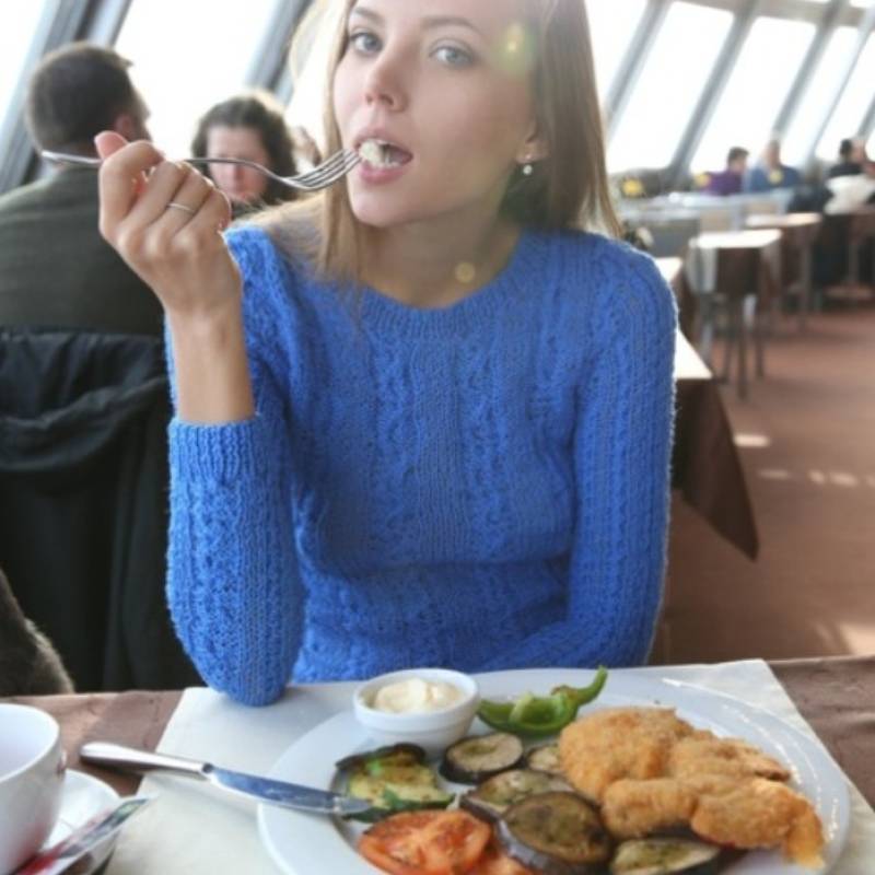 Tina, 32, Mamoglu