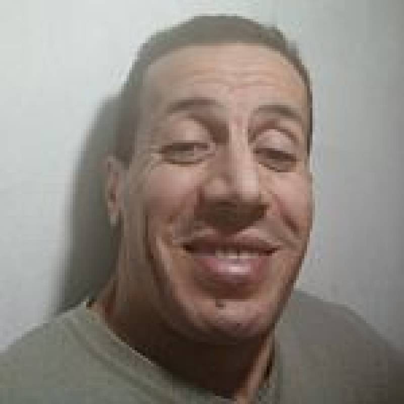 Hakim., 47, Hazel Dell