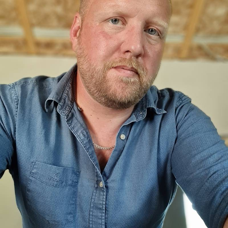 Verner, 44, Gambia