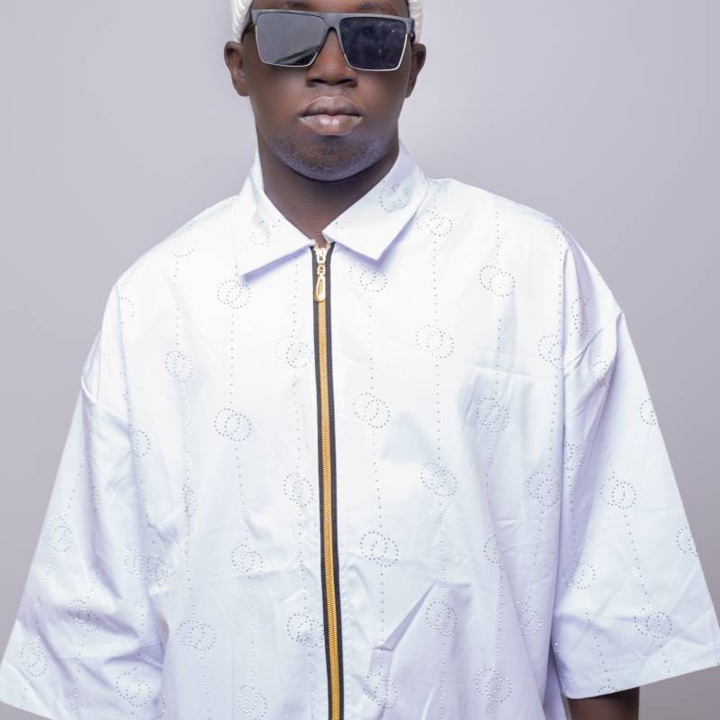Anikuru, 26, Nerang
