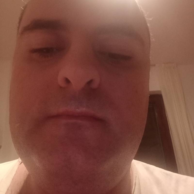 Simone, 40, Basti