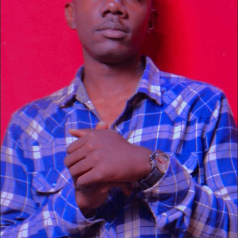 Ibrahim, 25, Saintegenevivedesbois