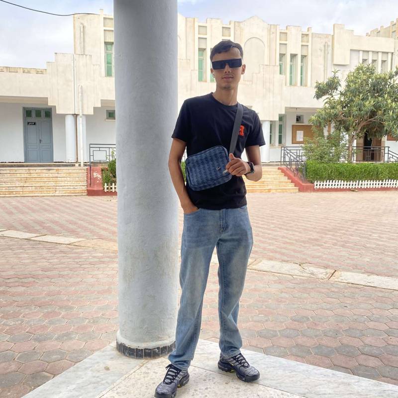 Daniel, 18, Tiqqi