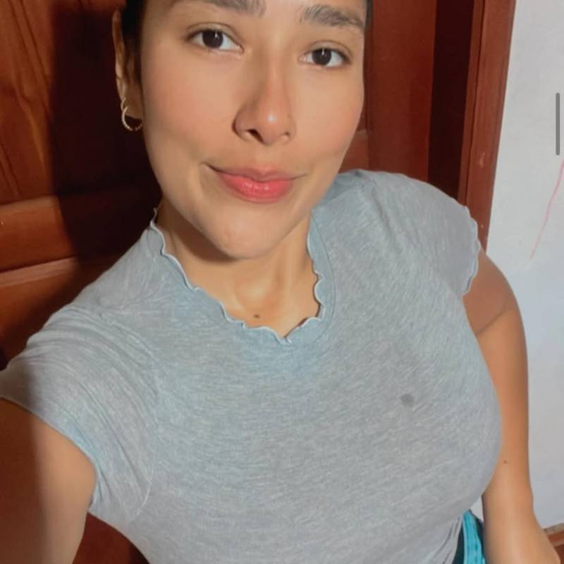 Laura, 41, Simarbani