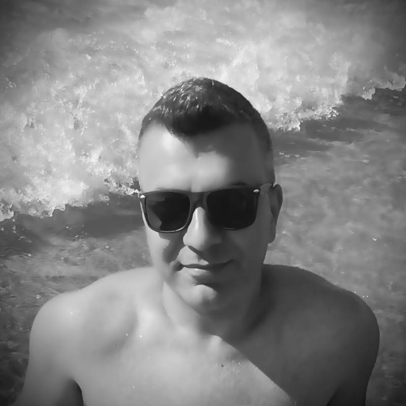 Roro, 41, Narsingdi