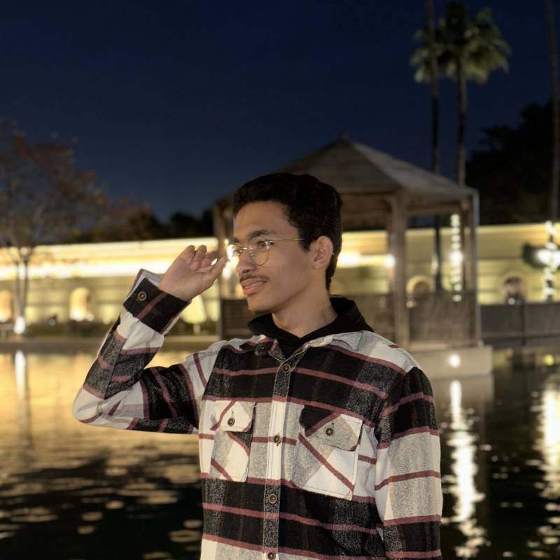 Mostafa, 18, Belgium