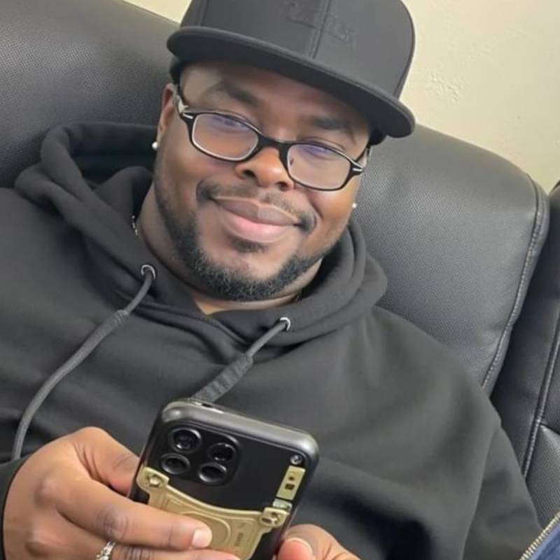 Darker Brother, 49, Chiantla