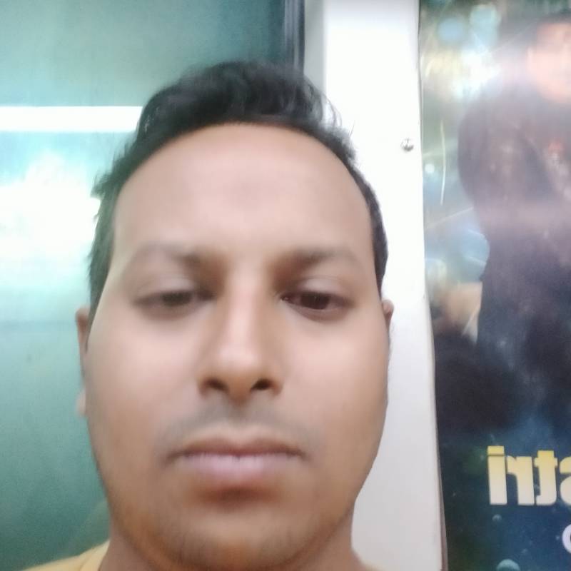 Ayon, 33, Abidjan
