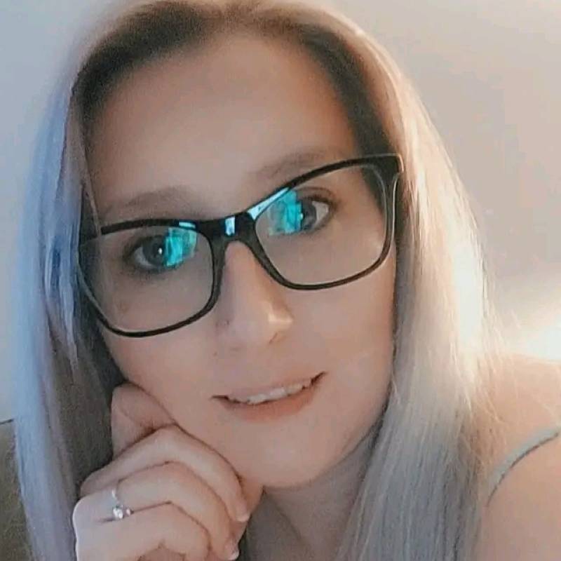 Violet, 34, Chewara