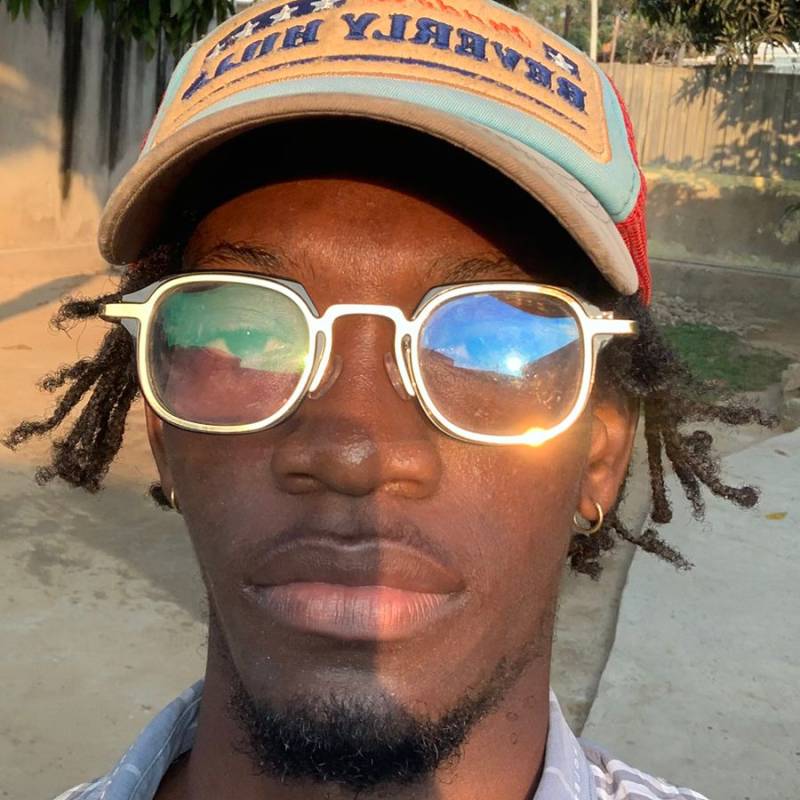 Alberto, 22, Raipura