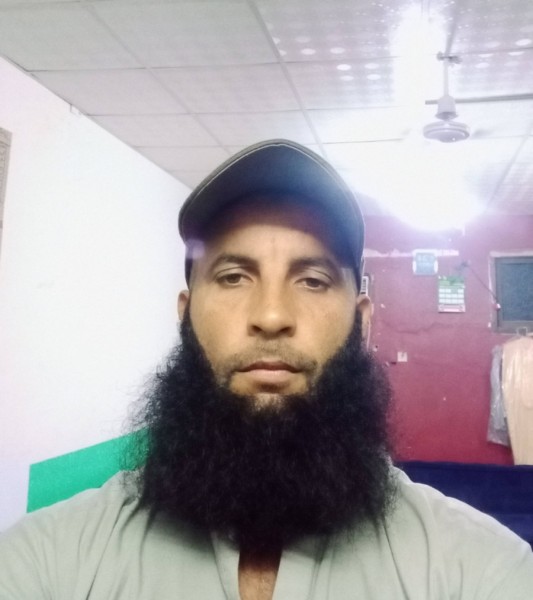 NOOR KHAN, 40, Yamoussoukro