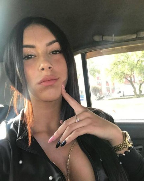 Marina, 27, Colombia