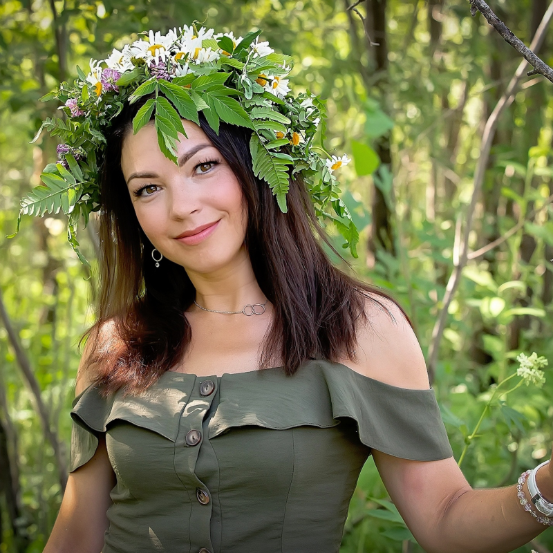 Arisini, 38, Mickleover