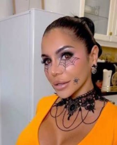 Annie’s, 28, Naftalan