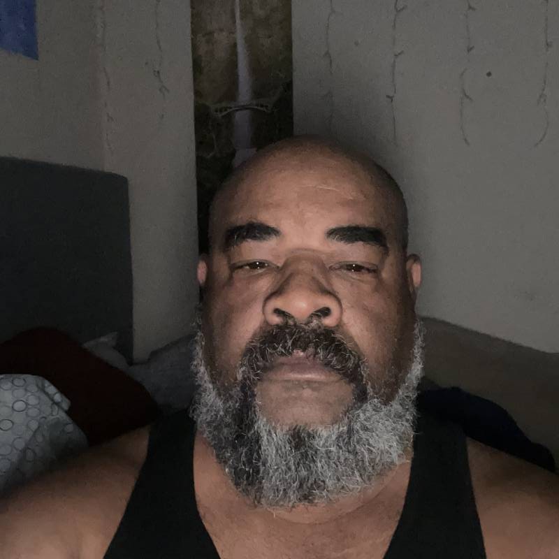 Albert, 57, Rubio