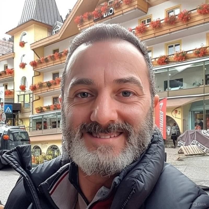 Clark, 61, Tudiyalr