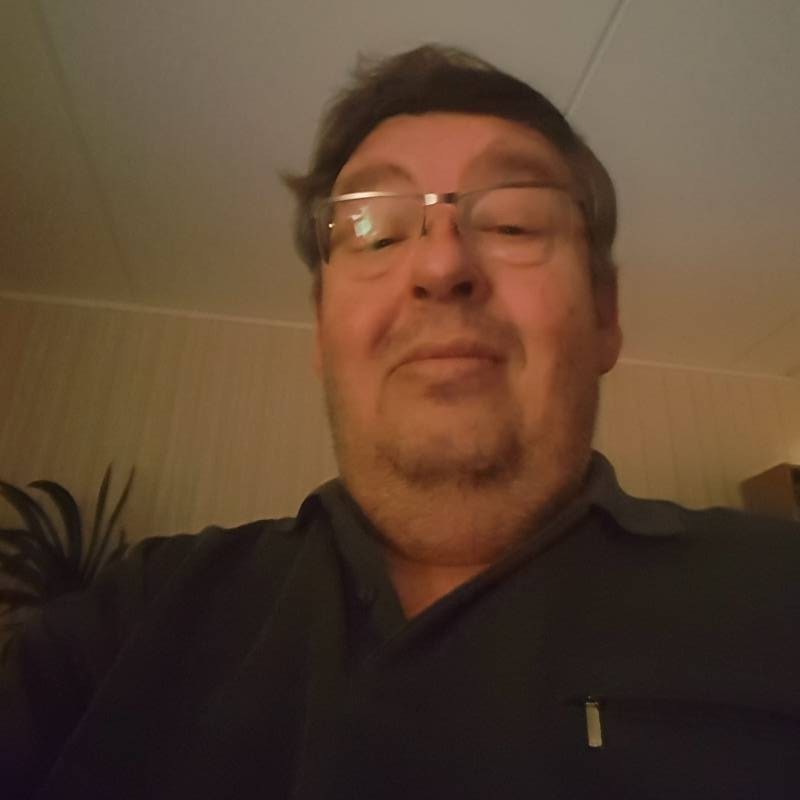 Petri, 63, Storozhynets