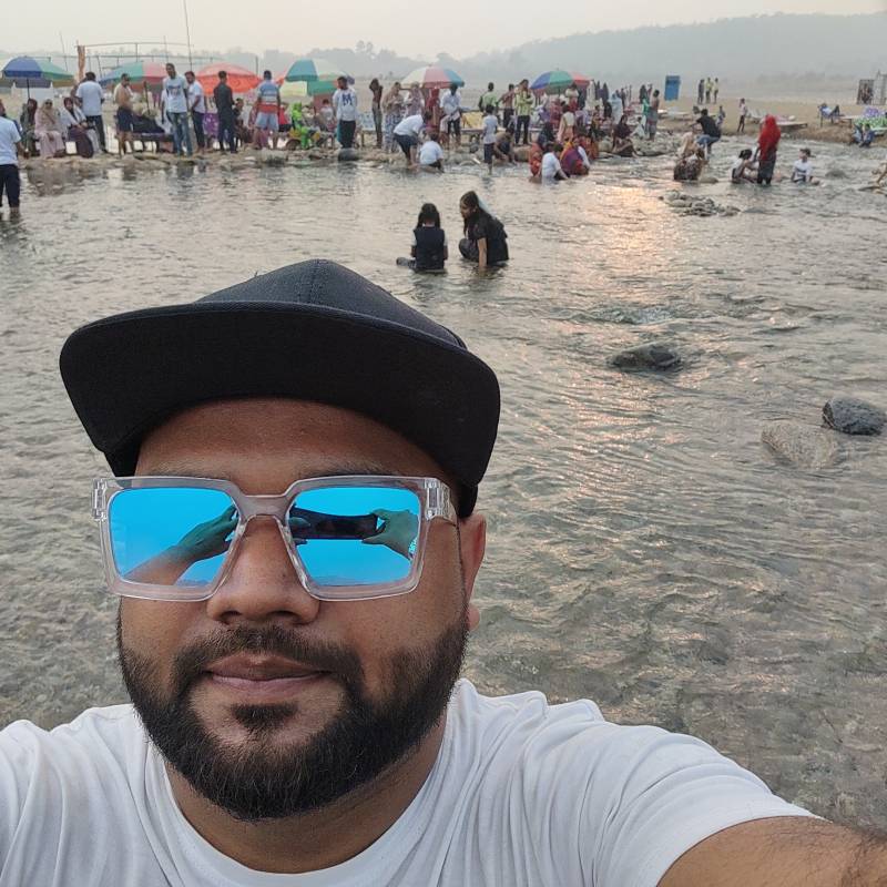 Junayed, 32, Bago