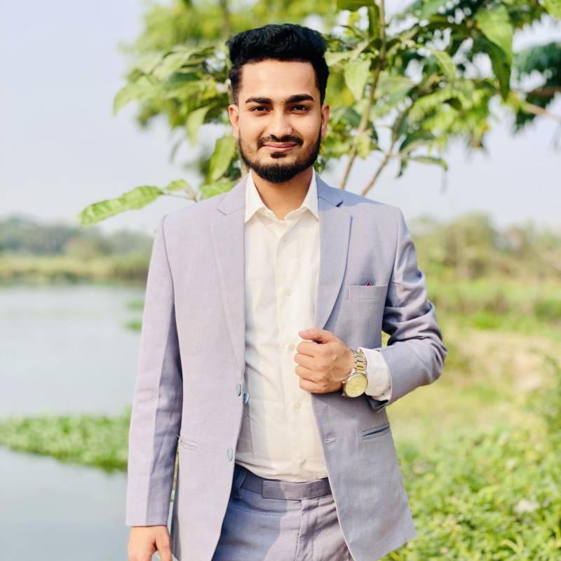 Faruk, 26, Quito