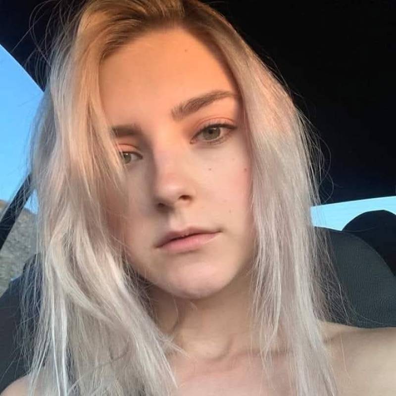 Charlotte, 31, Karjan