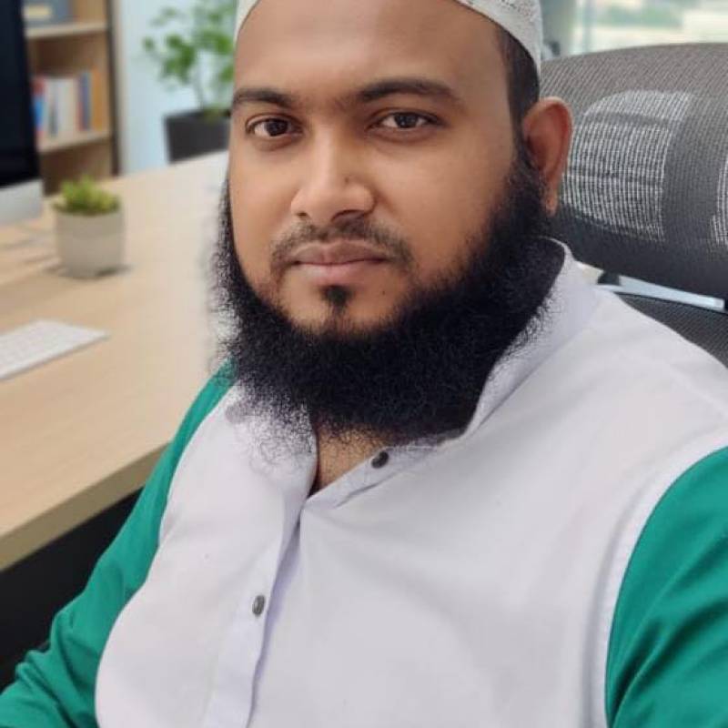 Usuf, 30, Thun